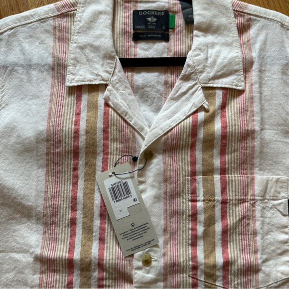 NWT Dockers Short Sleeve Striped Button Down Shirt - Picture 4 of 5